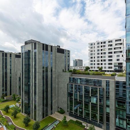 City Center Apartments Grzybowska With Parking By Noclegi Renters Varşovia Exterior foto