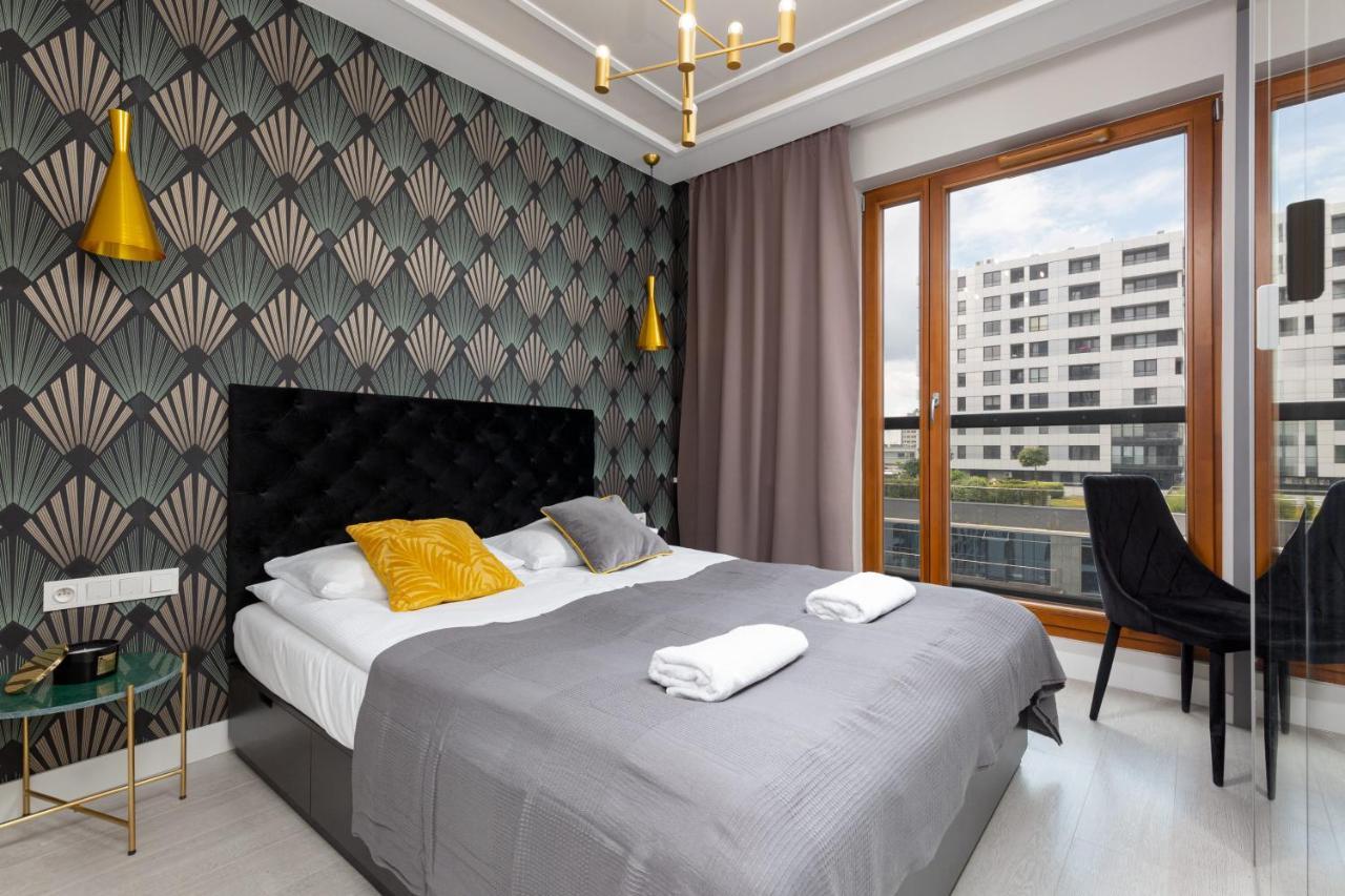 City Center Apartments Grzybowska With Parking By Noclegi Renters Varşovia Exterior foto
