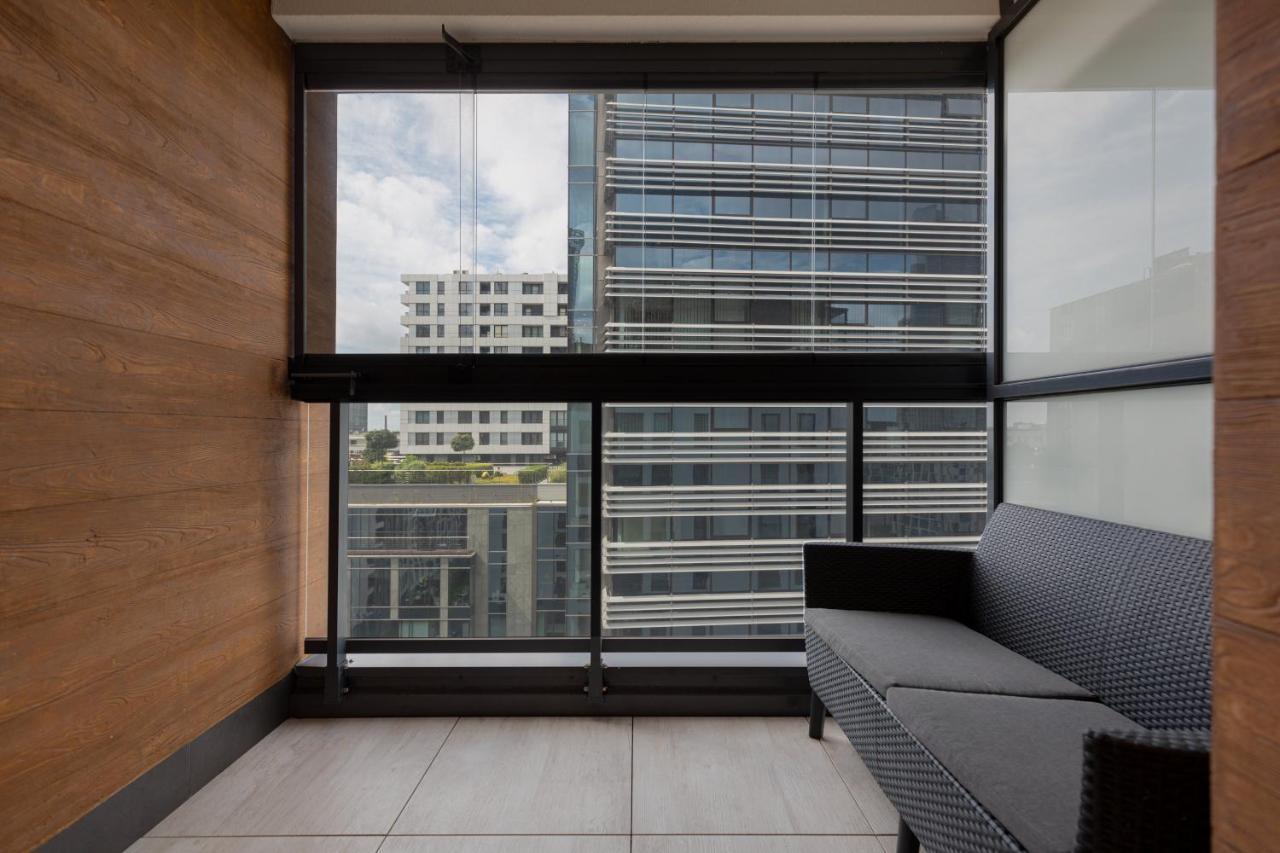 City Center Apartments Grzybowska With Parking By Noclegi Renters Varşovia Exterior foto